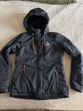 Gerry Women's Hooded Winter Jacket Black with Hot Pink Quilted Lining Size XS